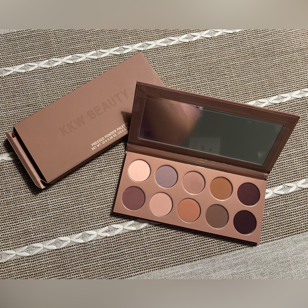 KKW Beauty Matte Mauve Palette DISCONTINUED
